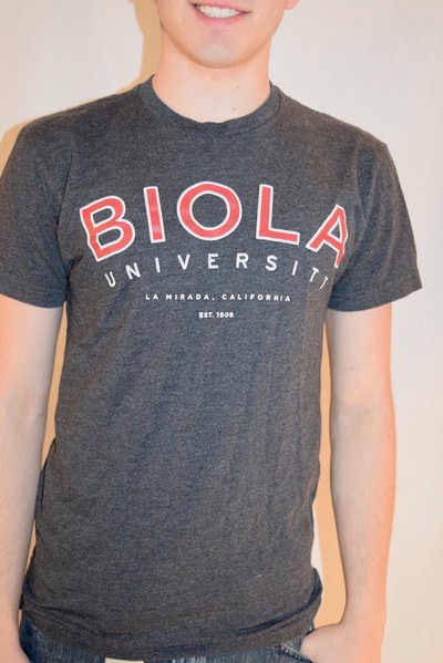 Free college t-shirt number 004